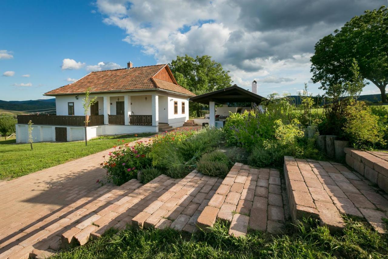 Csenger Vendeghazak Apartmán Matraverebely